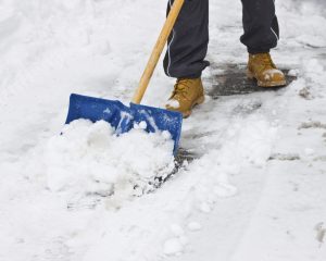 snow-shoveling-scaled